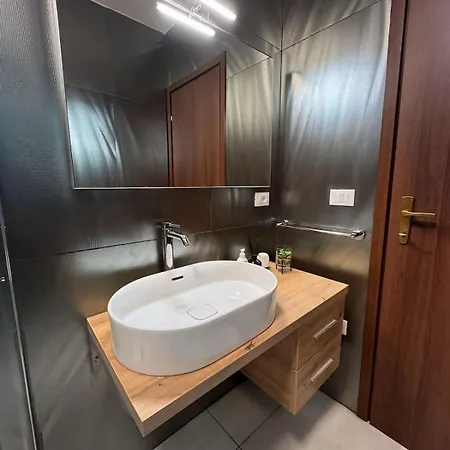 Venice Airport And Station Train Free Parking Appartement *